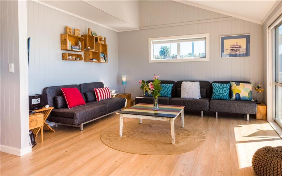 The Waiheke Pad - In The Heart Of Oneroa! Villa Exteriör bild