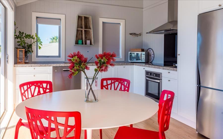The Waiheke Pad - In The Heart Of Oneroa! Villa Exteriör bild